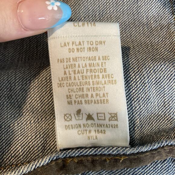 Joe's‎ Women's Blue Nyla Denim Trucker Jacket Size L Graffiti Graphic Streetwear - Picture 5 of 13